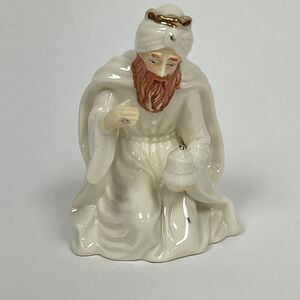 Home for the Holidays Wiseman Porcelain Nativity Replacement Figure 4 1/4" high